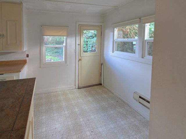 512 Pine Street, Rogue River, OR 97537