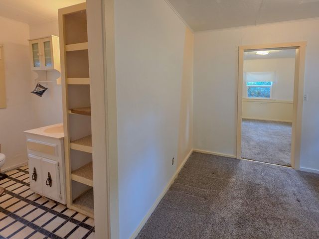 512 Pine Street, Rogue River, OR 97537