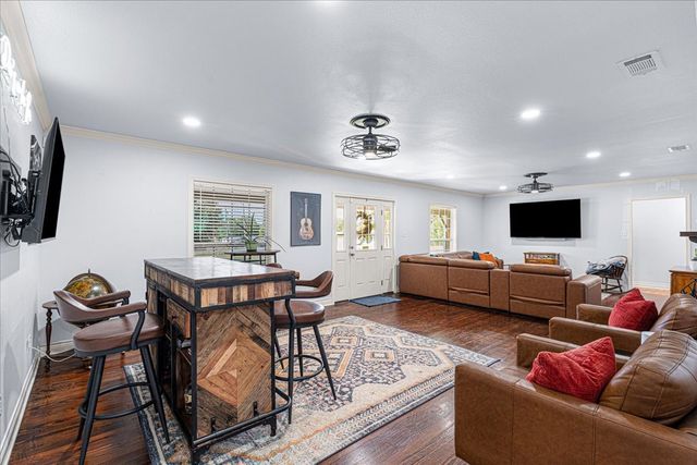 3201 W Park Row Boulevard, Corsicana, TX 75110
