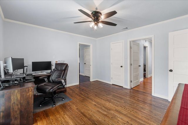 3201 W Park Row Boulevard, Corsicana, TX 75110