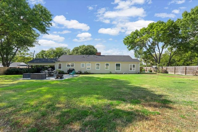3201 W Park Row Boulevard, Corsicana, TX 75110