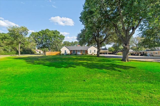 3201 W Park Row Boulevard, Corsicana, TX 75110