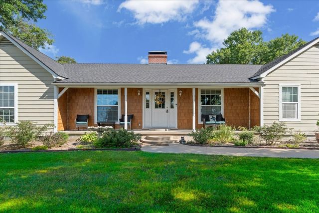 3201 W Park Row Boulevard, Corsicana, TX 75110