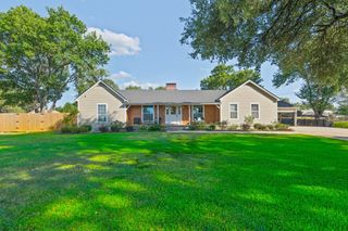 3201 W Park Row Boulevard, Corsicana, TX 75110