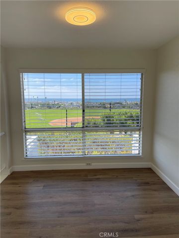 8 Land Fall Court, Newport Beach, CA 92663