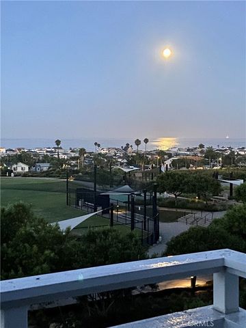 8 Land Fall Court, Newport Beach, CA 92663