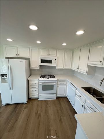 8 Land Fall Court, Newport Beach, CA 92663