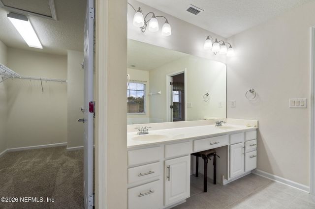 8390 CANNONWOOD Lane, Jacksonville, FL 32216