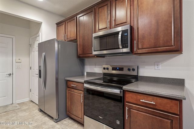 8390 CANNONWOOD Lane, Jacksonville, FL 32216