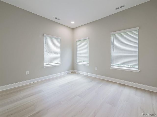 31480 Warren Road 303, Westland, MI 48185