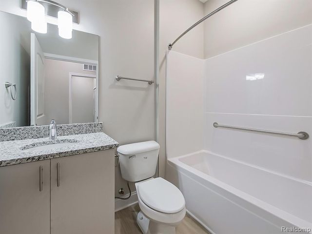 31480 Warren Road 303, Westland, MI 48185