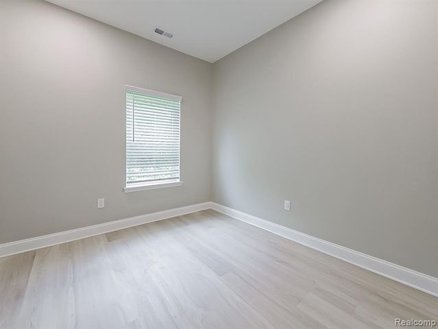 31480 Warren Road 303, Westland, MI 48185