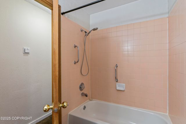 3731 McCain Loop, Anchorage, AK 99503