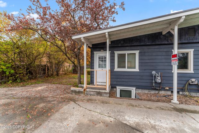 3731 McCain Loop, Anchorage, AK 99503