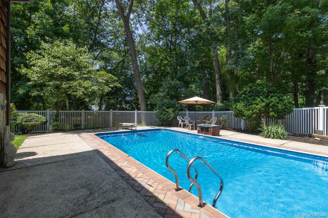 149 Cuba Hill Road, Huntington, NY 11743