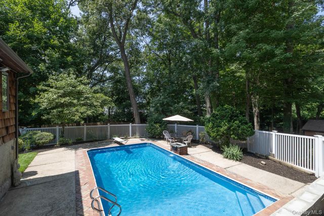 149 Cuba Hill Road, Huntington, NY 11743