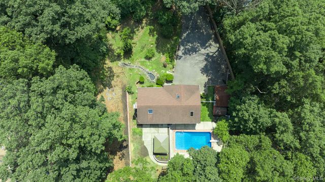 149 Cuba Hill Road, Huntington, NY 11743