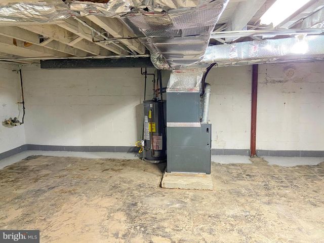 304 W VAN BUREN AVE, New Castle, DE 19720