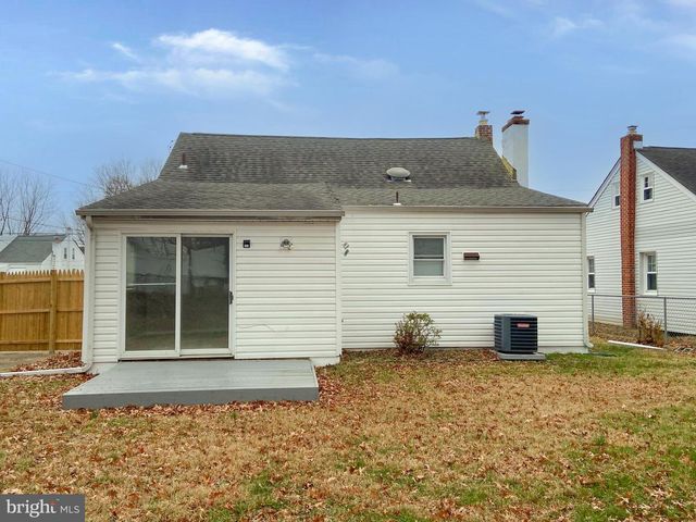 304 W VAN BUREN AVE, New Castle, DE 19720