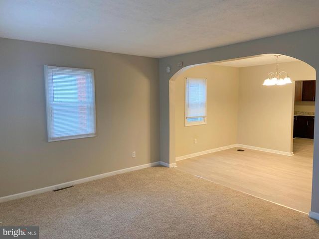 304 W VAN BUREN AVE, New Castle, DE 19720