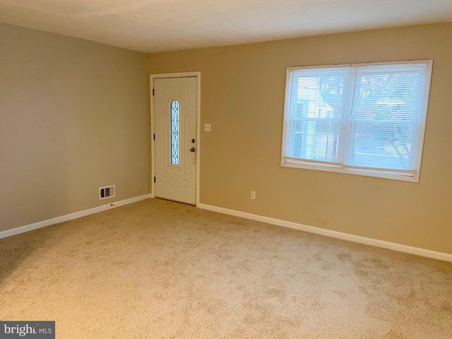 304 W VAN BUREN AVE, New Castle, DE 19720