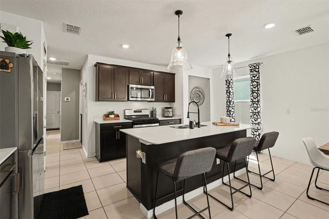 20873 DRAKE ELM DR, Land O Lakes, FL 34638