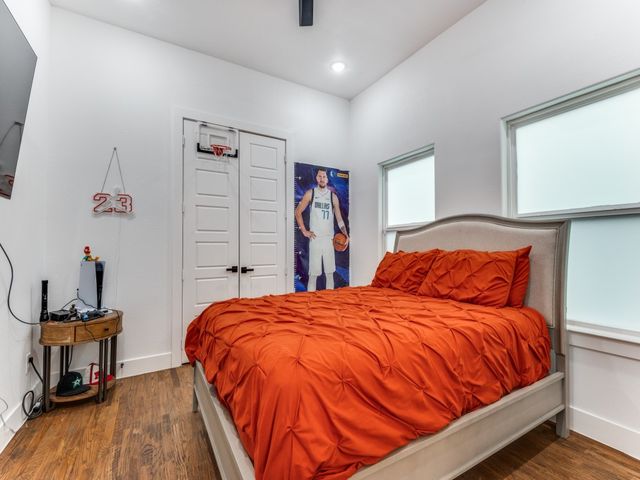 713 Wayne Street, Dallas, TX 75223