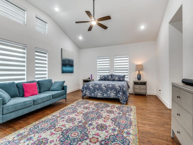 713 Wayne Street, Dallas, TX 75223