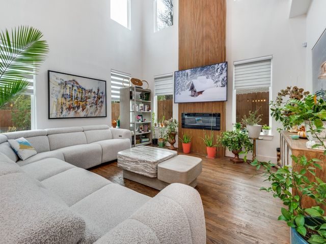 713 Wayne Street, Dallas, TX 75223