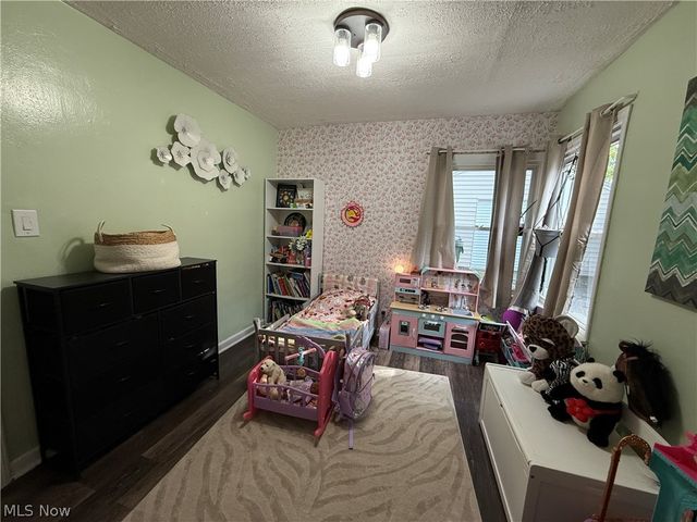 1282 Myrtle Avenue, Cuyahoga Falls, OH 44221