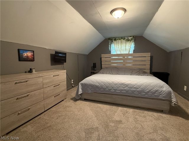 1282 Myrtle Avenue, Cuyahoga Falls, OH 44221