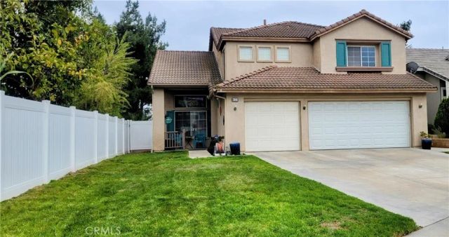 633 Linden Cir, Corona, CA 92879