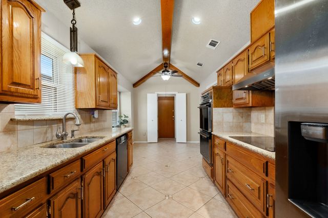 2601 Richland Drive, Garland, TX 75044