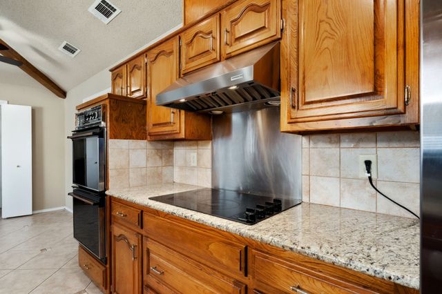 2601 Richland Drive, Garland, TX 75044