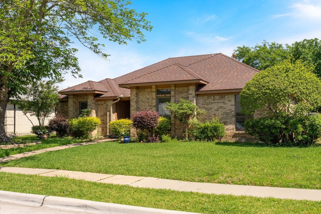 2601 Richland Drive, Garland, TX 75044