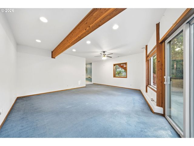 38100 Ne 197TH Ct, Amboy, WA 98601
