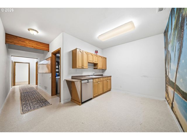 38100 Ne 197TH Ct, Amboy, WA 98601