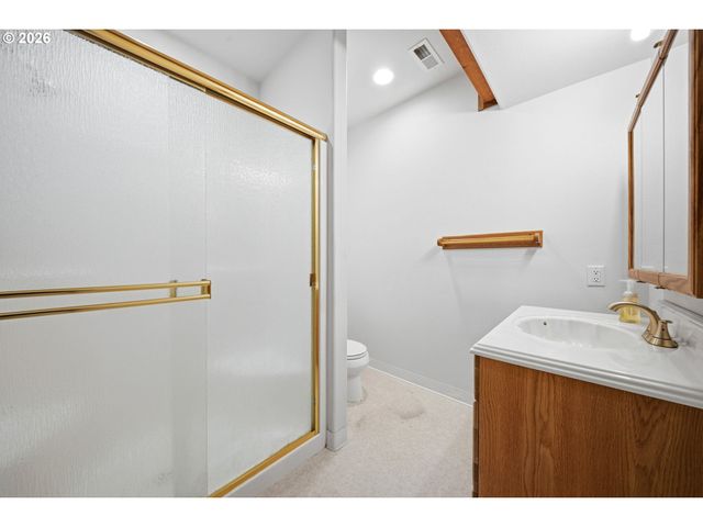 38100 Ne 197TH Ct, Amboy, WA 98601