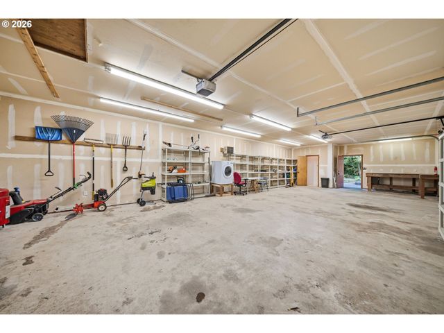 38100 Ne 197TH Ct, Amboy, WA 98601