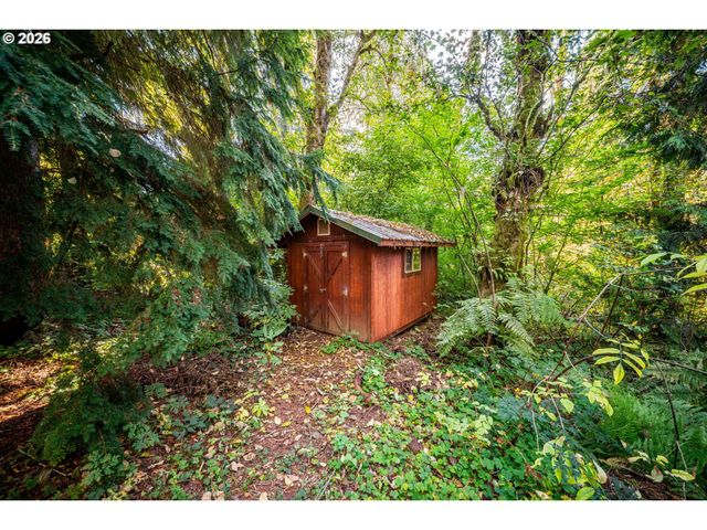 38100 Ne 197TH Ct, Amboy, WA 98601