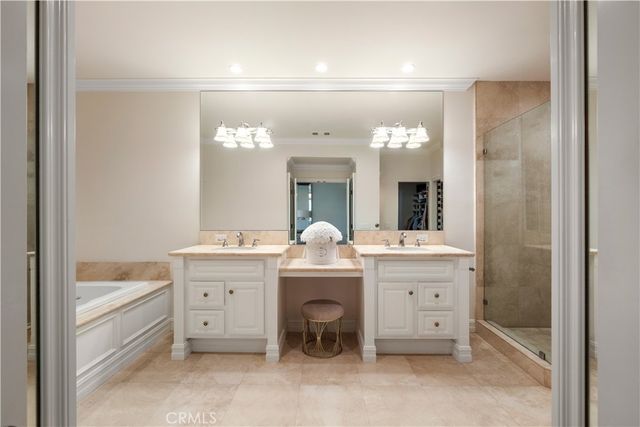 18 Rue Grand Vallee, Newport Beach, CA 92660