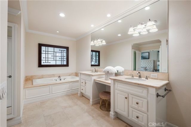 18 Rue Grand Vallee, Newport Beach, CA 92660