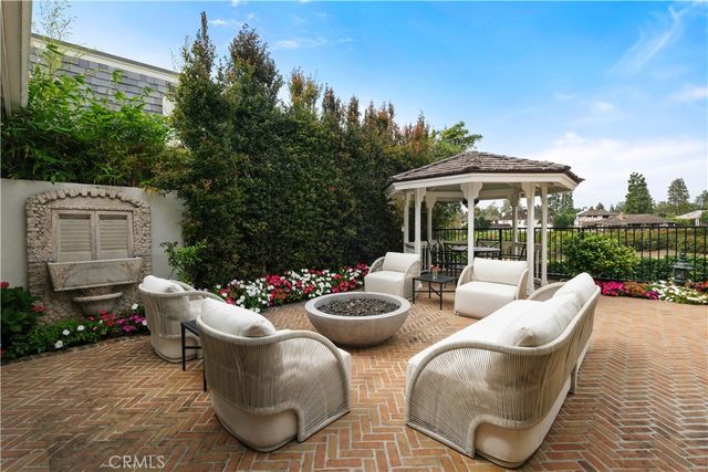 18 Rue Grand Vallee, Newport Beach, CA 92660