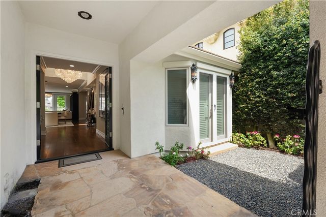 18 Rue Grand Vallee, Newport Beach, CA 92660