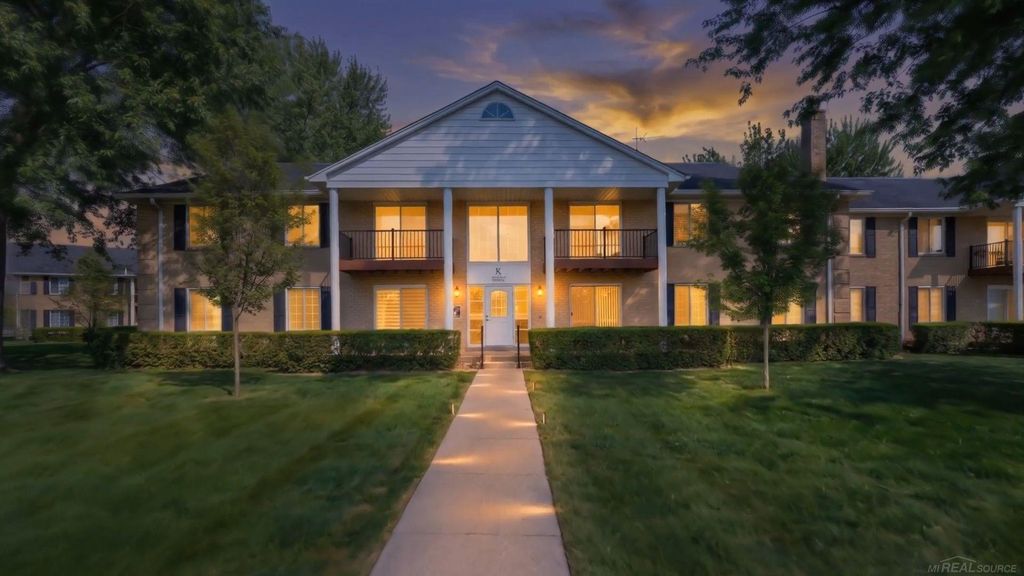 34680 Huntley Drive K-26, Sterling Heights, MI 48312