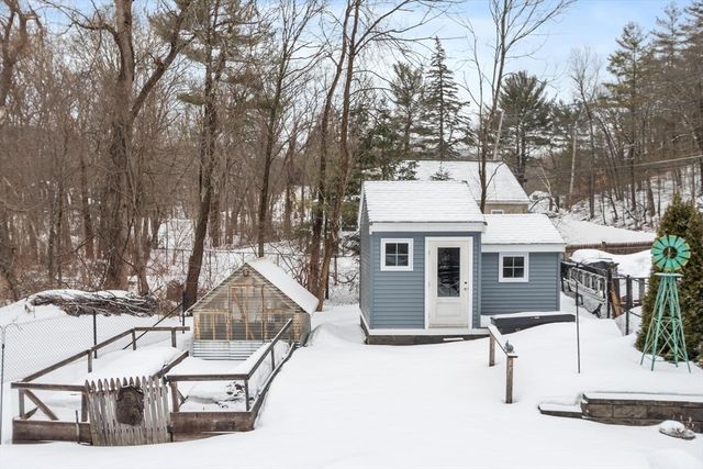 78 Essex Street, Middleton, MA 01949