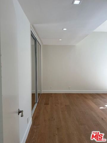 11970 Montana Avenue 312, Los Angeles, CA 90049