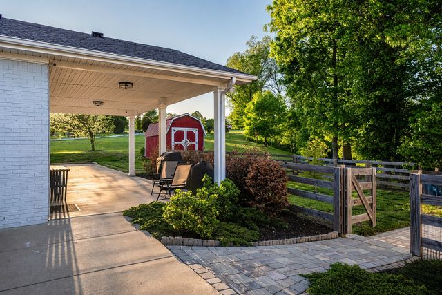 6687 Arno Allisona Rd, College Grove, TN 37046