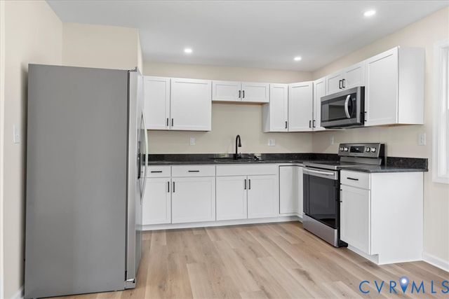 409 Vevadel Dr, Richmond, VA 23225