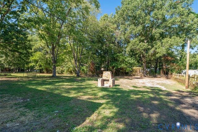 409 Vevadel Dr, Richmond, VA 23225